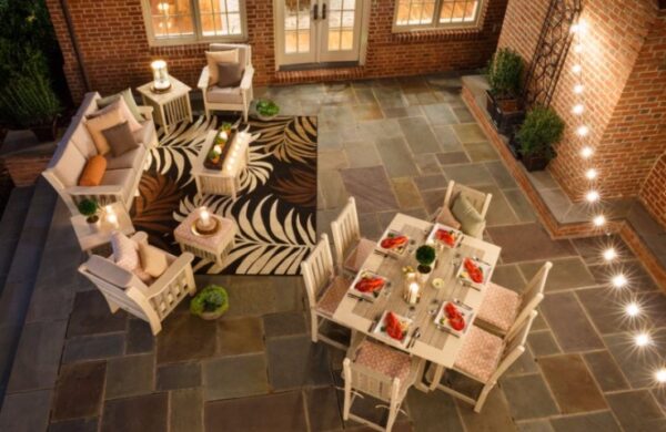 outdoor dining set